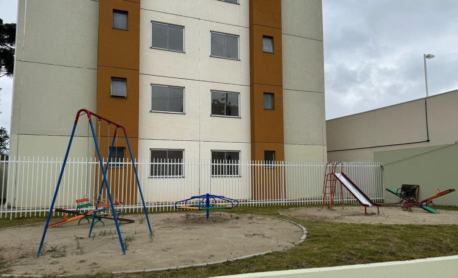 Recursos estaduais ajudam 144 famílias de Almirante Tamandaré a conquistarem a moradia própria