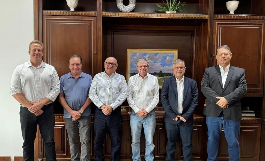 Nova diretoria da Cohapar toma posse para o próximo biênio