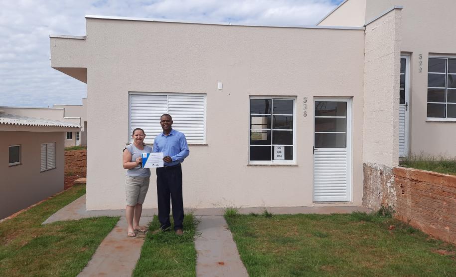 Cohapar entrega residencial com 80 casas em Joaquim Távora