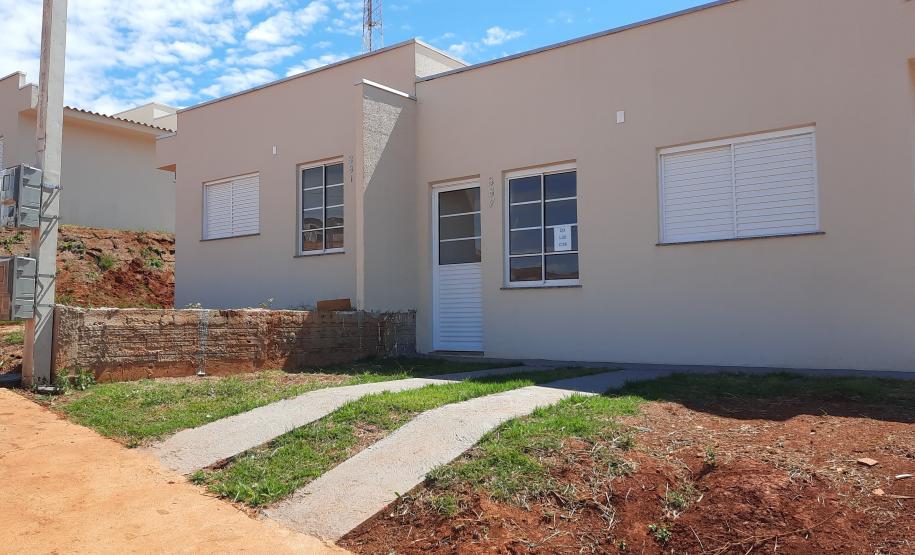 Cohapar entrega residencial com 80 casas em Joaquim Távora