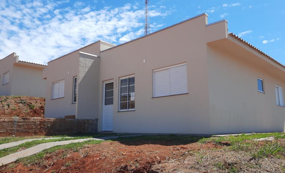 Cohapar entrega residencial com 80 casas em Joaquim Távora