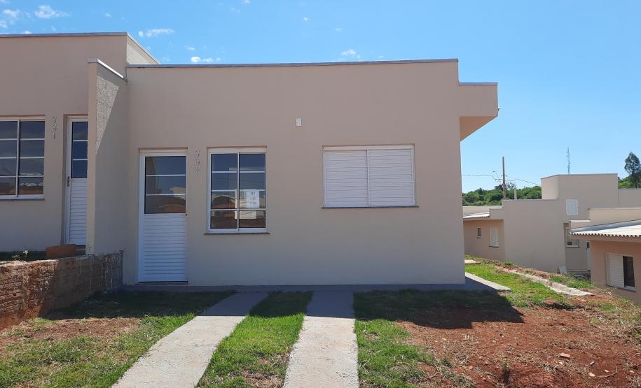Cohapar entrega residencial com 80 casas em Joaquim Távora