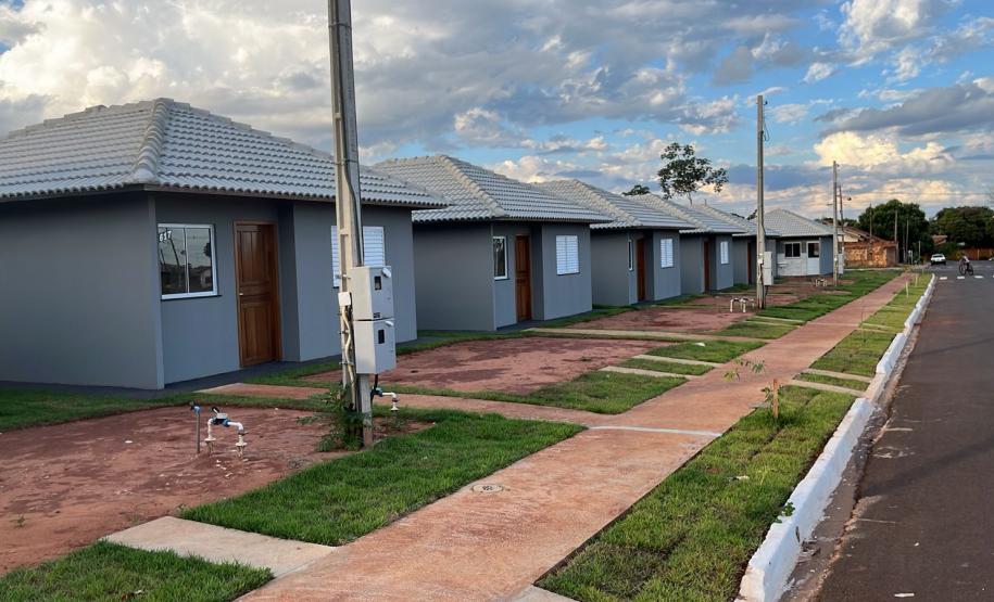 Com recursos do Casa Fácil Paraná, 34 famílias de Loanda realizam o sonho da moradia própria