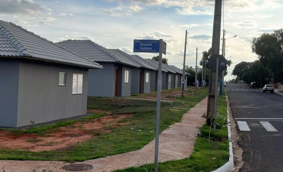 Com recursos do Casa Fácil Paraná, 34 famílias de Loanda realizam o sonho da moradia própria