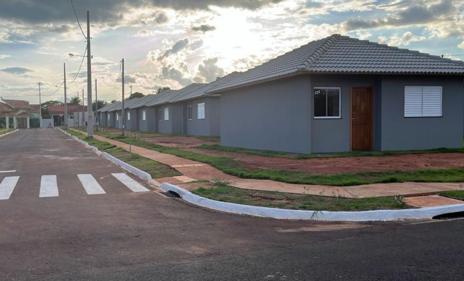 Com recursos do Casa Fácil Paraná, 34 famílias de Loanda realizam o sonho da moradia própria