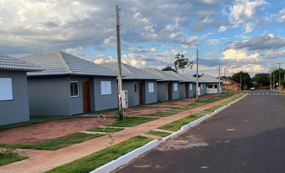 Com recursos do Casa Fácil Paraná, 34 famílias de Loanda realizam o sonho da moradia própria