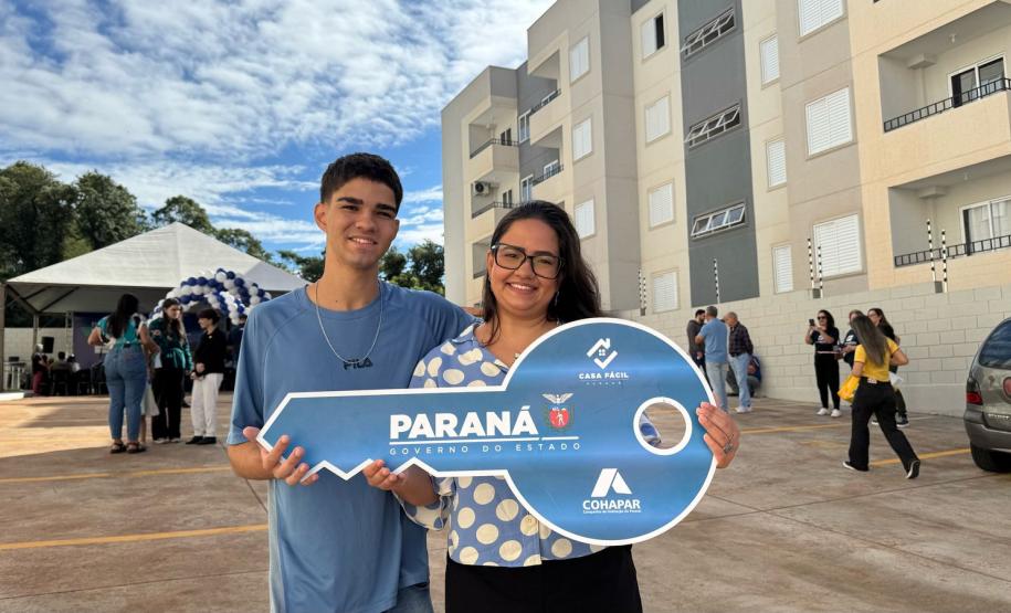 Com mais de R$ 2 milhões do Casa Fácil, residencial com 200 apartamentos é entregue em Maringá