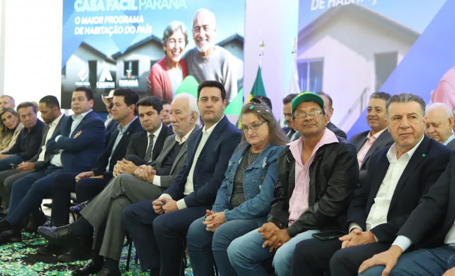 Estado vai investir mais R$ 100 milhões para regularizar 50 mil imóveis em todo o Paraná