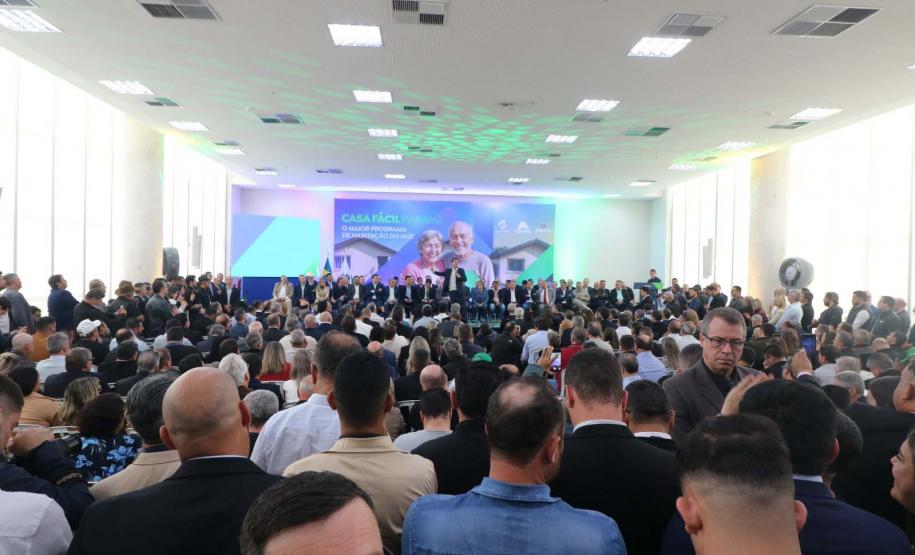 Estado vai investir mais R$ 100 milhões para regularizar 50 mil imóveis em todo o Paraná