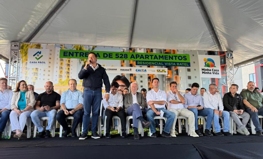 Sonho realizado: governador entrega residencial com 528 apartamentos em Guarapuava