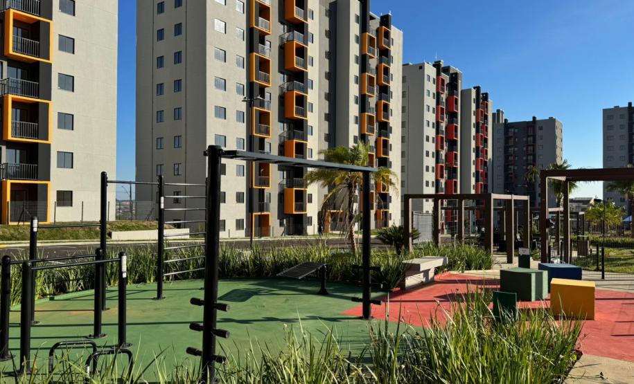 Sonho realizado: governador entrega residencial com 528 apartamentos em Guarapuava