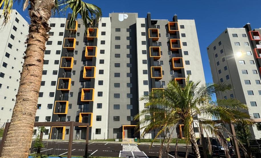 Sonho realizado: governador entrega residencial com 528 apartamentos em Guarapuava