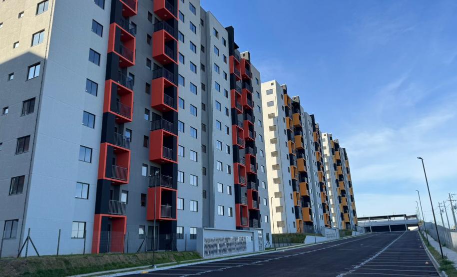 Sonho realizado: governador entrega residencial com 528 apartamentos em Guarapuava