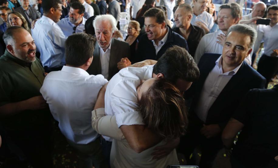 Sonho realizado: governador entrega residencial com 528 apartamentos em Guarapuava