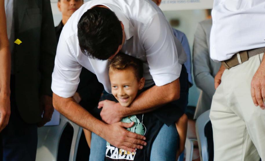 Sonho realizado: governador entrega residencial com 528 apartamentos em Guarapuava