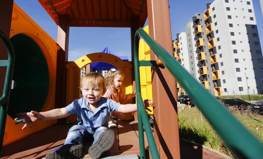 Sonho realizado: governador entrega residencial com 528 apartamentos em Guarapuava