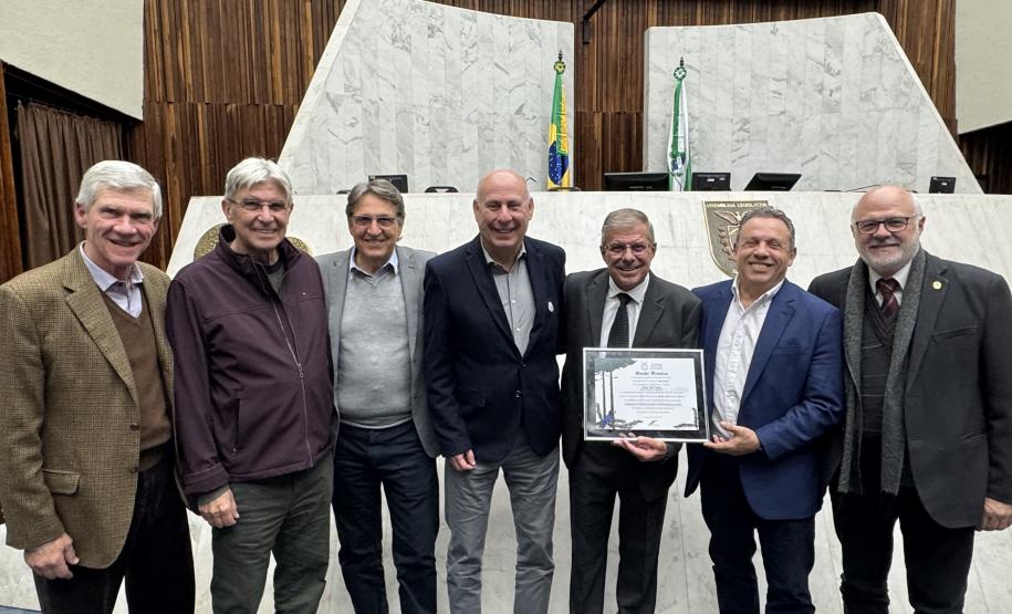 Cohapar é homenageada pelos seus 60 anos em sessão solene na ALEP