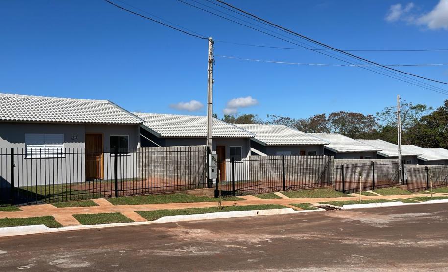 Em Paranavaí, Residencial Novo Bem Ville é entregue com recursos do Casa Fácil Paraná