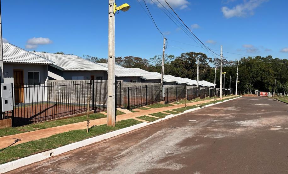 Em Paranavaí, Residencial Novo Bem Ville é entregue com recursos do Casa Fácil Paraná