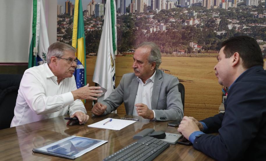 Cohapar realiza doação de áreas para regularização fundiária em Cascavel