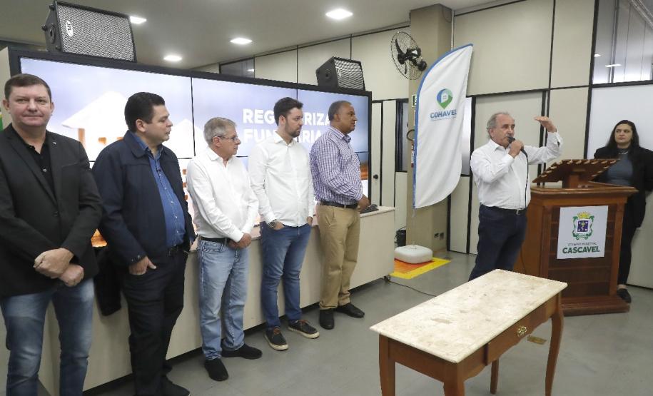 Cohapar realiza doação de áreas para regularização fundiária em Cascavel