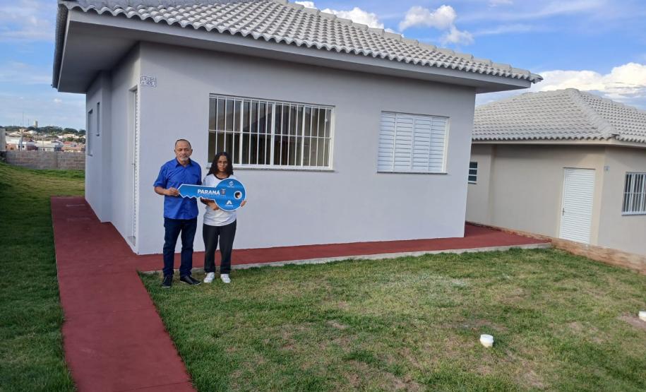 Em São Tomé e São Manoel do Paraná, 49 famílias conquistam a casa própria com apoio do Estado
