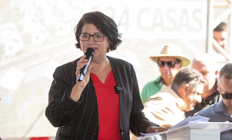 Com ajuda do Estado, 134 famílias de Andirá conquistam a casa própria