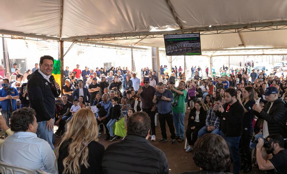 Com ajuda do Estado, 134 famílias de Andirá conquistam a casa própria