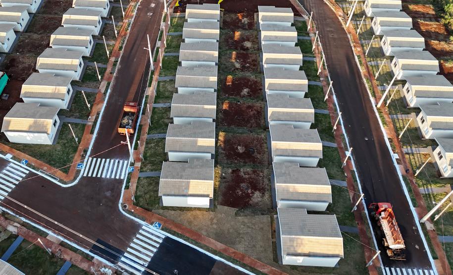 Com ajuda do Estado, 134 famílias de Andirá conquistam a casa própria