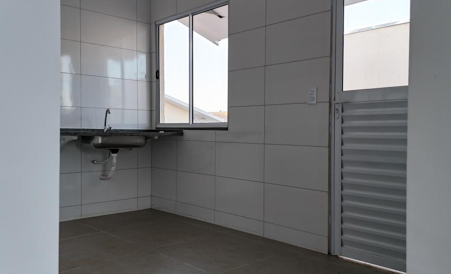 Com ajuda do Estado, 134 famílias de Andirá conquistam a casa própria