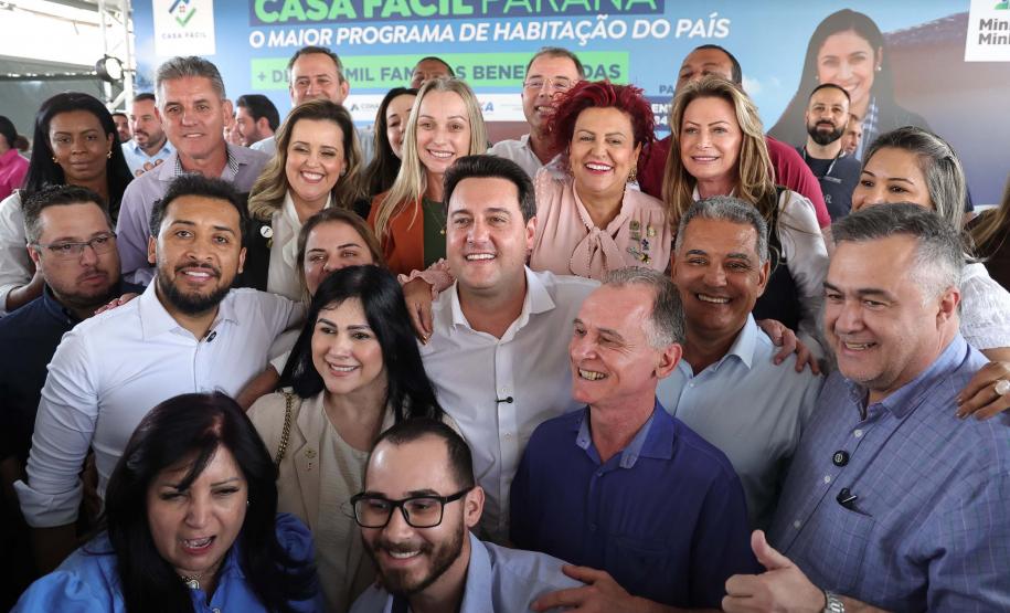 Casa Fácil: governador entrega residencial com 84 moradias em Paiçandu