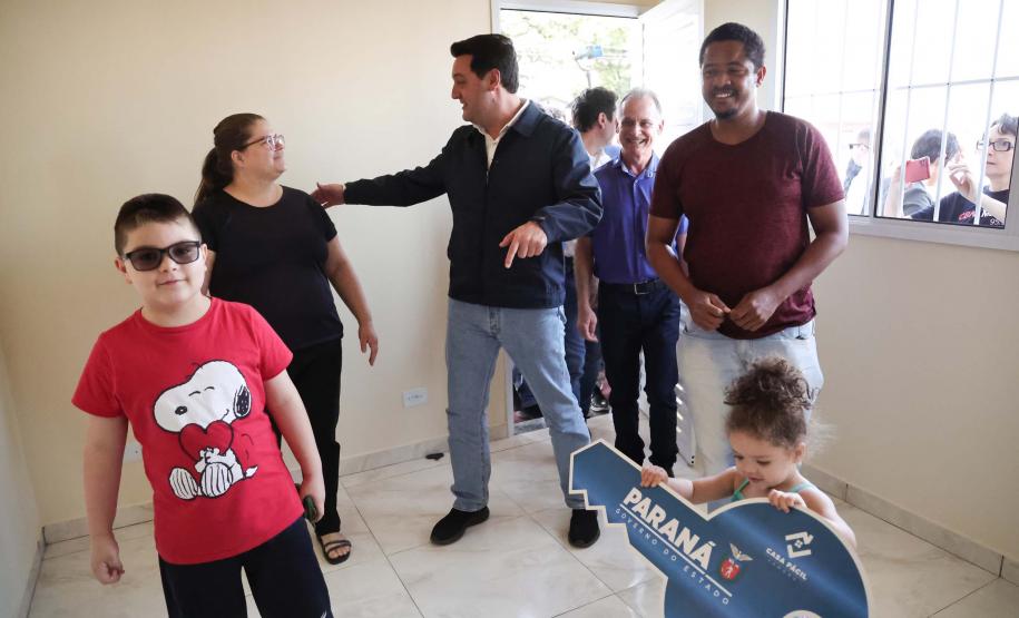 Casa Fácil: governador entrega residencial com 84 moradias em Paiçandu