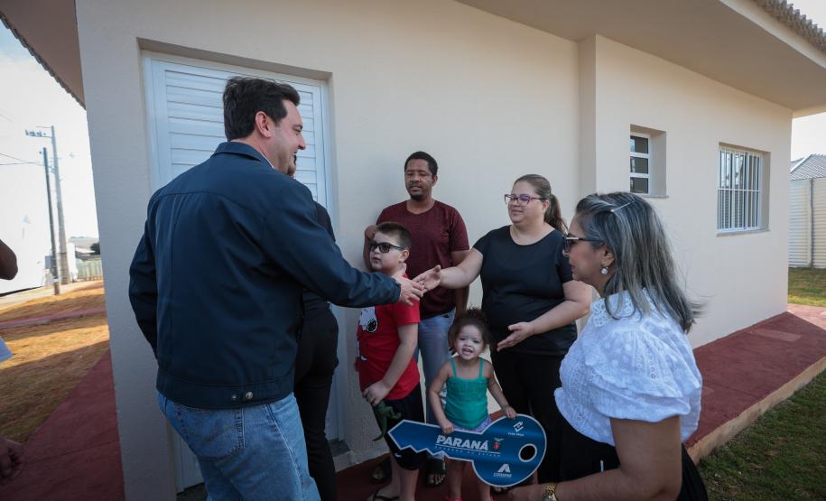 Casa Fácil: governador entrega residencial com 84 moradias em Paiçandu