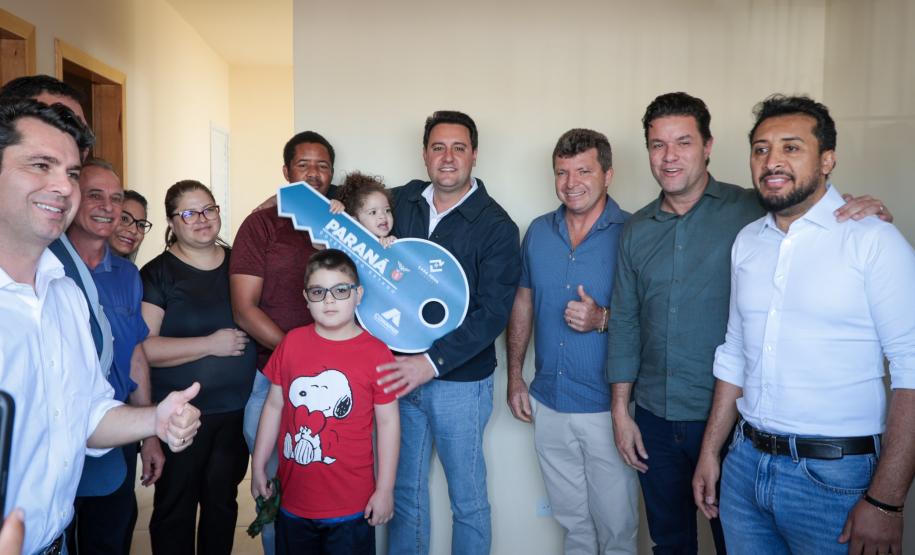 Casa Fácil: governador entrega residencial com 84 moradias em Paiçandu