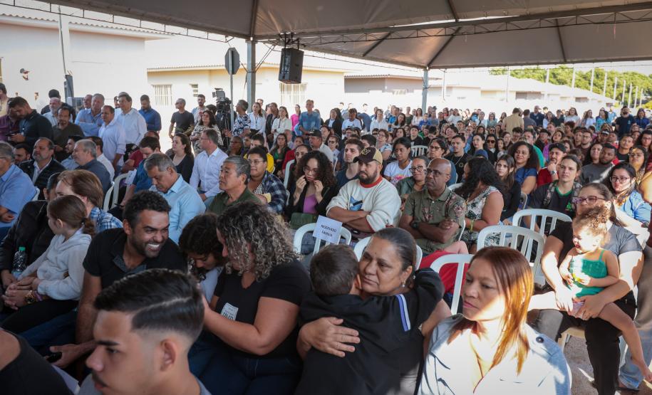 Casa Fácil: governador entrega residencial com 84 moradias em Paiçandu
