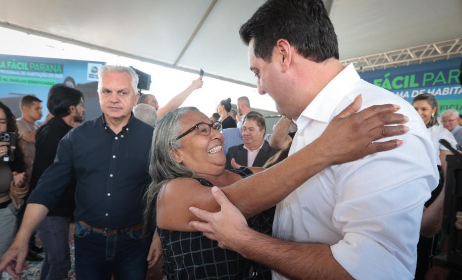 Casa Fácil: governador entrega residencial com 84 moradias em Paiçandu