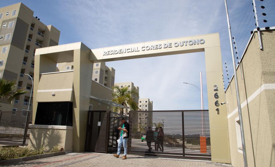 Entrega de dois módulos do Residencial Cores de Outono beneficia 256 famílias na capital