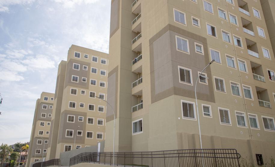 Entrega de dois módulos do Residencial Cores de Outono beneficia 256 famílias na capital