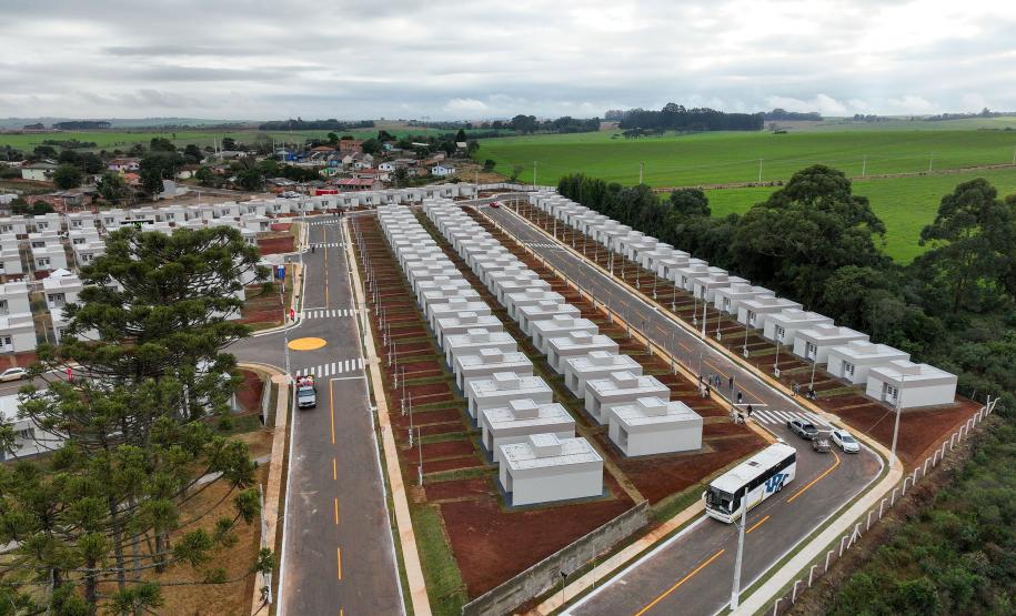 Erguido com apoio do Estado, bairro planejado de Ponta Grossa recebe 293 moradores
