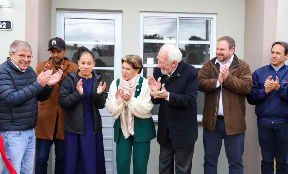 Erguido com apoio do Estado, bairro planejado de Ponta Grossa recebe 293 moradores