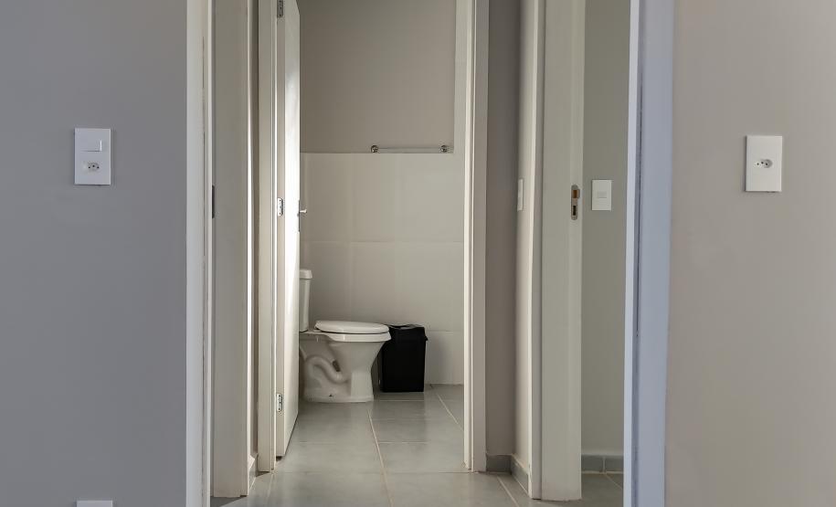 Ratinho Junior inaugura conjunto residencial com 51 casas em Guapirama