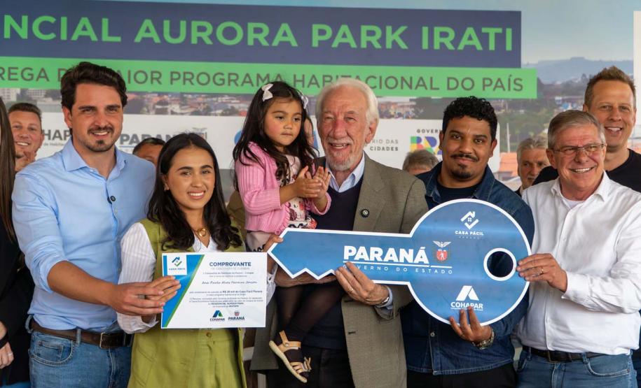 Estado investe quase R$ 1 milhão para ajudar 46 famílias de Irati a comprarem a casa própria