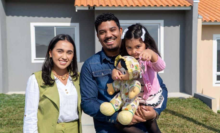Estado investe quase R$ 1 milhão para ajudar 46 famílias de Irati a comprarem a casa própria