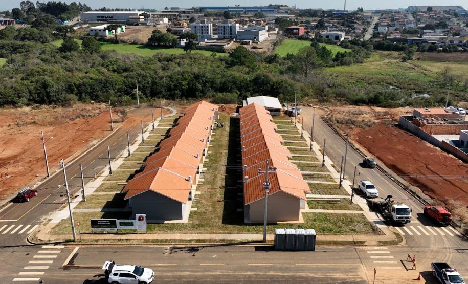 Estado investe quase R$ 1 milhão para ajudar 46 famílias de Irati a comprarem a casa própria