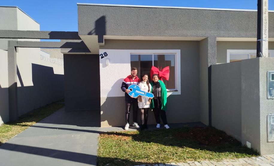 Cohapar entrega empreendimento com 40 casas em Ponta Grossa