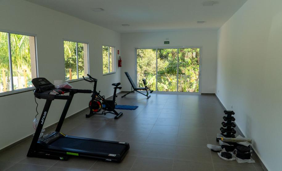 Governador entrega condomínio com 88 apartamentos em Santo Antônio da Platina