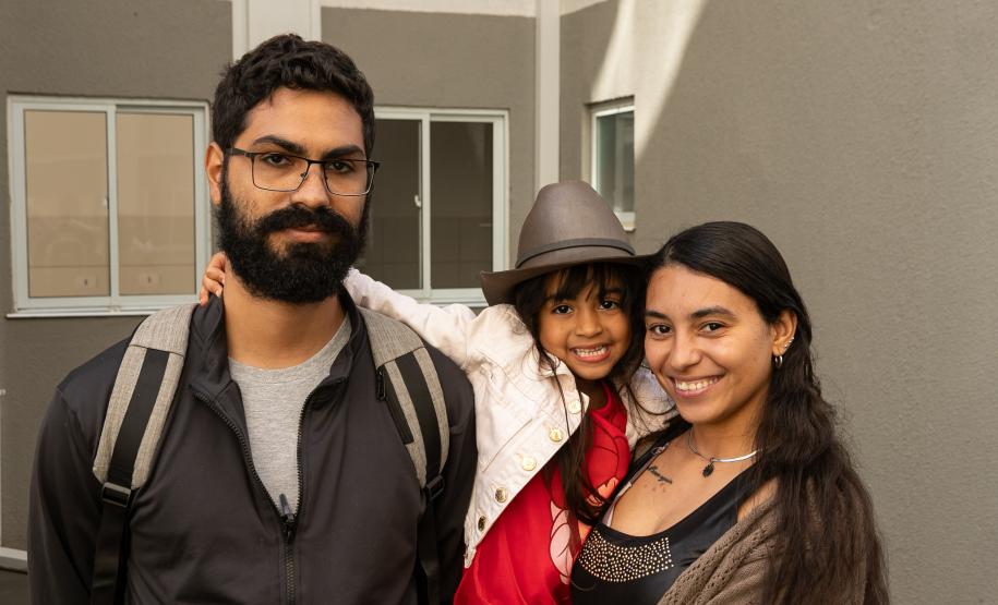 Estado entrega residencial com 128 apartamentos para atender famílias de Londrina