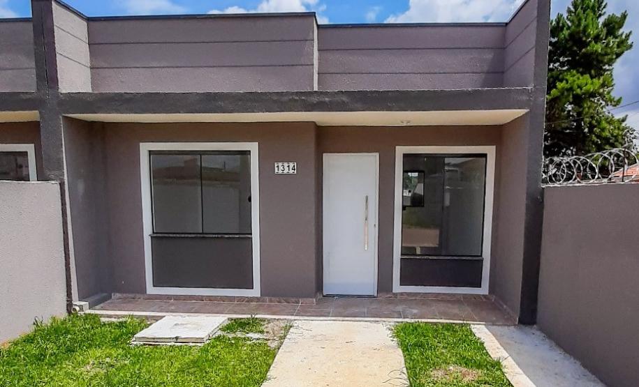 67 famílias de Fazenda Rio Grande conquistam a casa própria com apoio do Estado