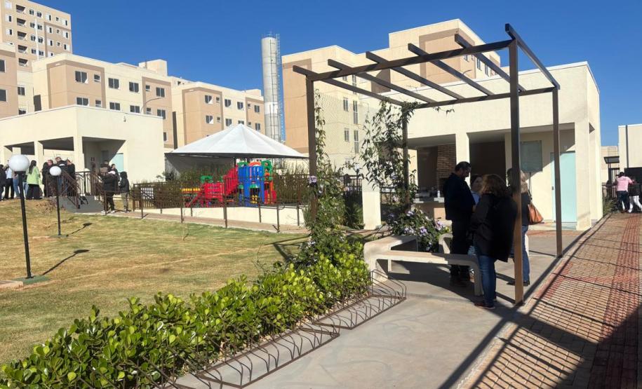 Com R$ 4,6 milhões do Casa Fácil, novo residencial com 240 imóveis é entregue em Londrina