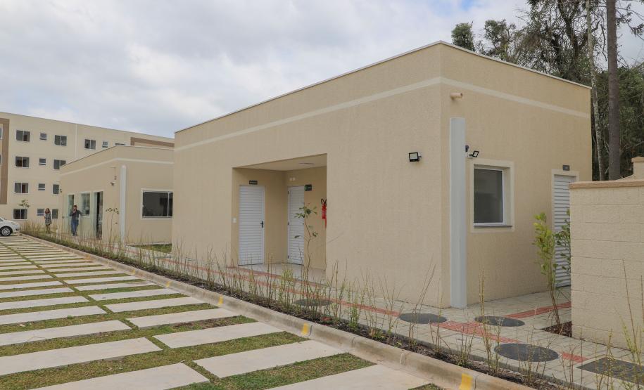 Entrega do primeiro módulo do Residencial Camembert beneficia 128 famílias de Araucária